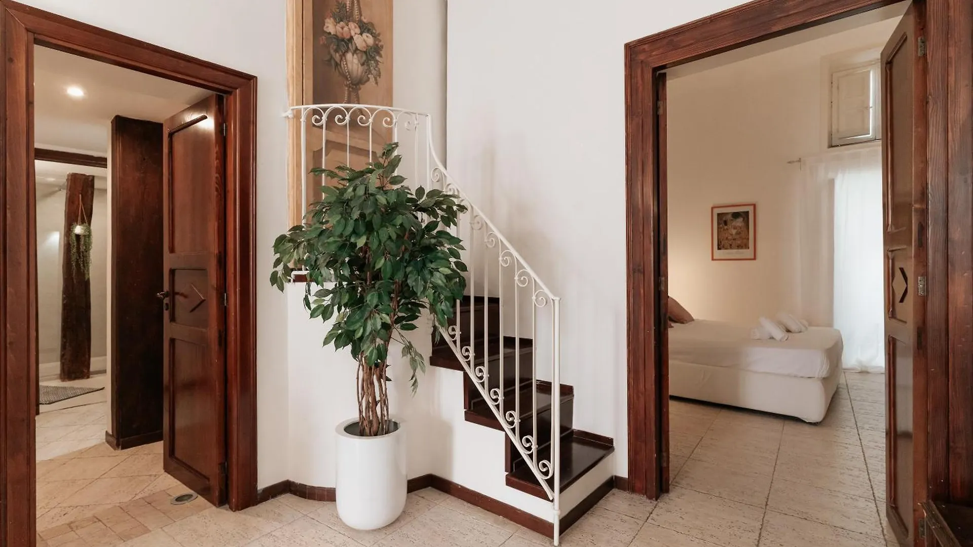 דירות פלרמו Four Luxury Art